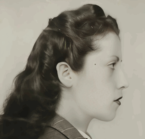 Jeanne MOHA